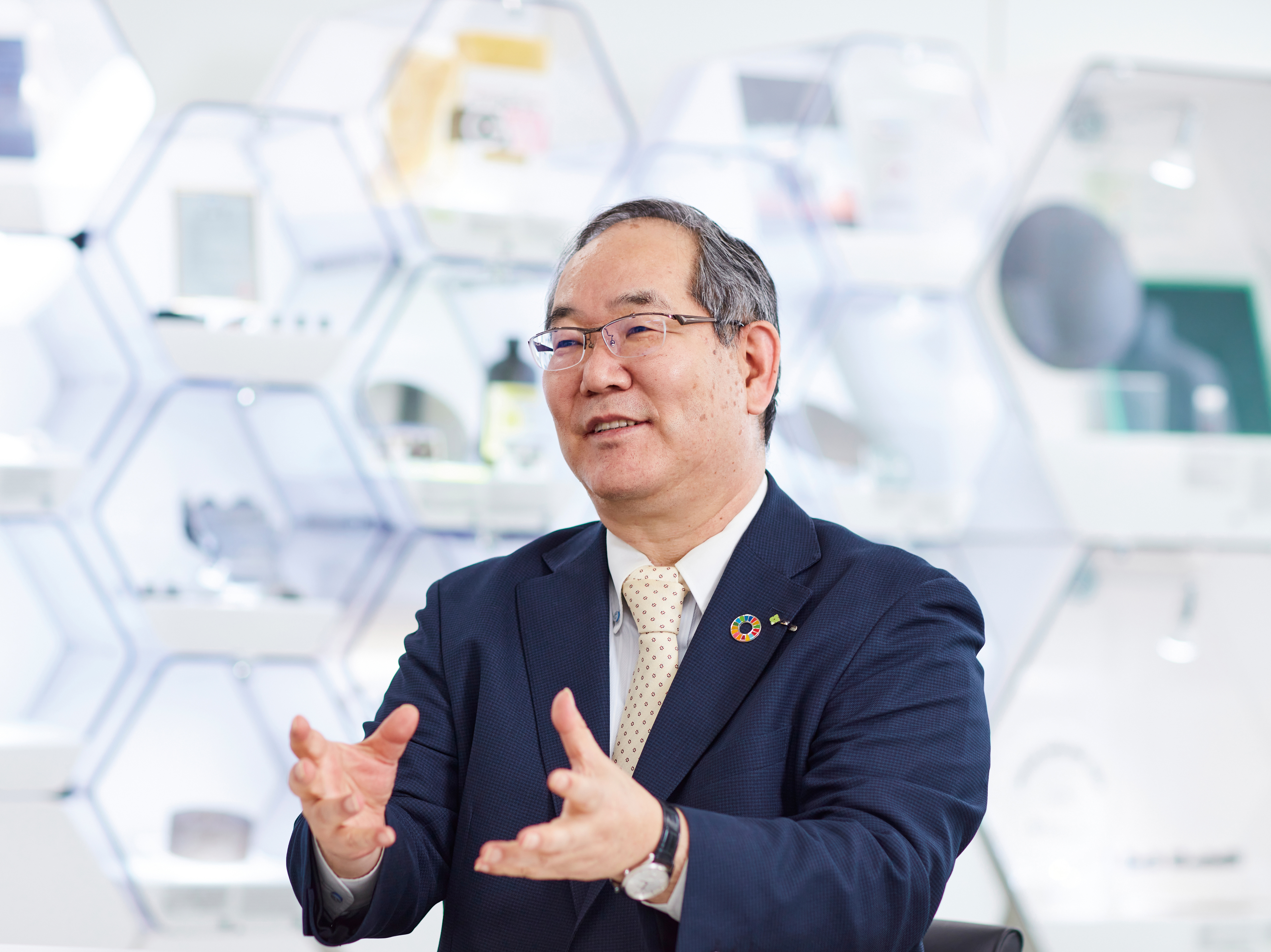稲垣副社長