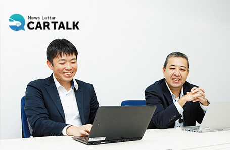 産業機能性材料営業本部 機能性材料営業部 左:森田、右:森田